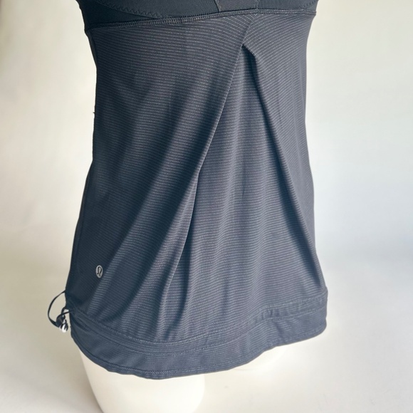 New Lululemon Black Polyester Sleeveless Top size 4 - Picture 9 of 14